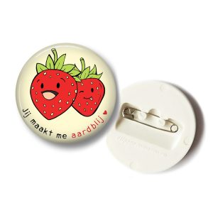 Fruit-button-aardbij-grappig-DewyCreations by .